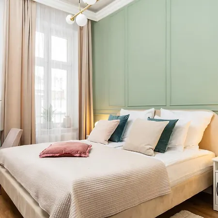 Soul Of Old Town Near Main Market Square Ac Wifi Parking *